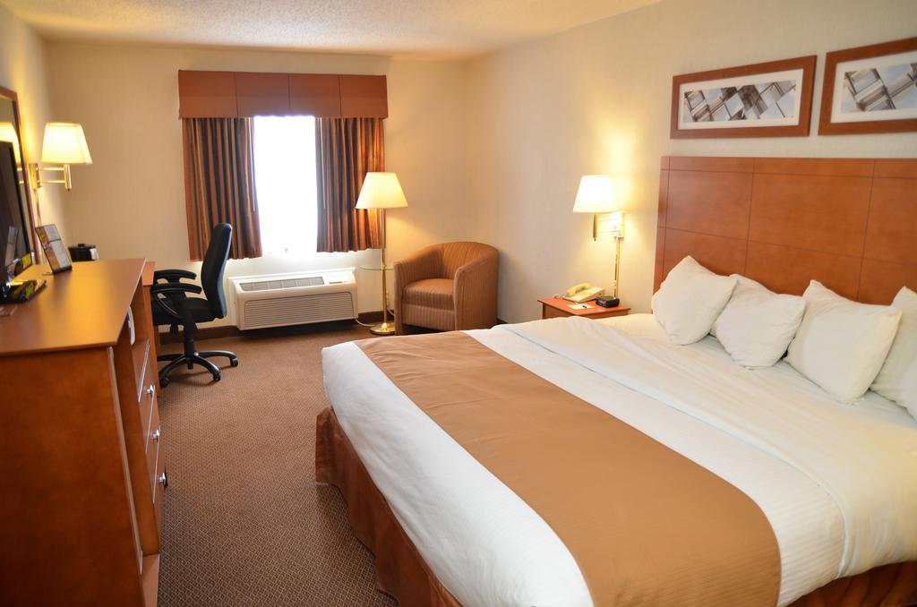Hotel Baymont By Wyndham