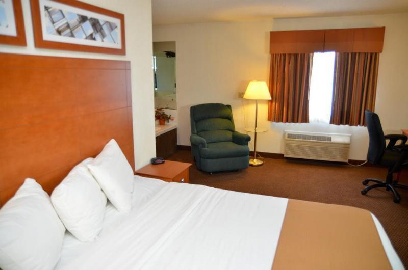 Baymont By Wyndham Port Huron
